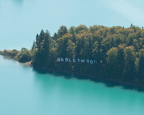 Harleywood sign at the island at Faaker See