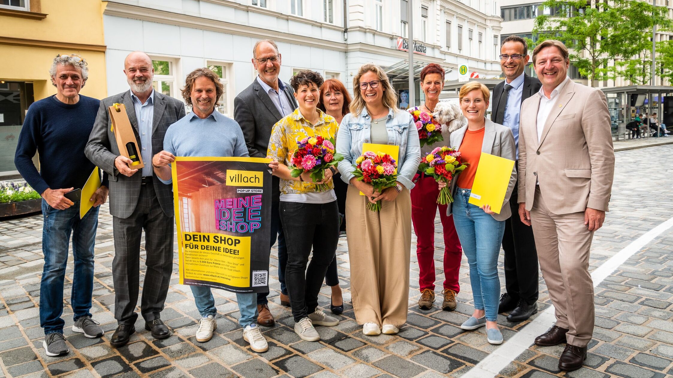Beaming winners with city representatives The winners of My Idea-My Shop 2023
