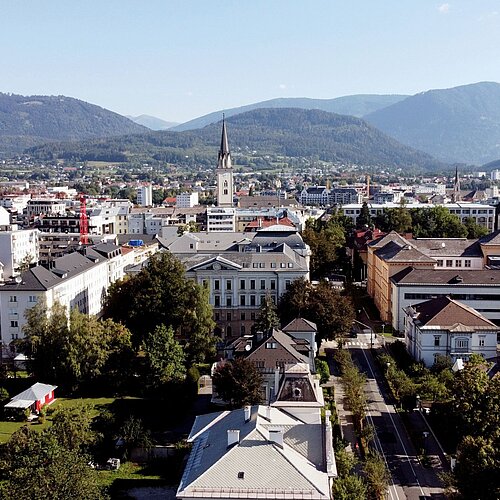 Villach aus der Vogelperspektive
