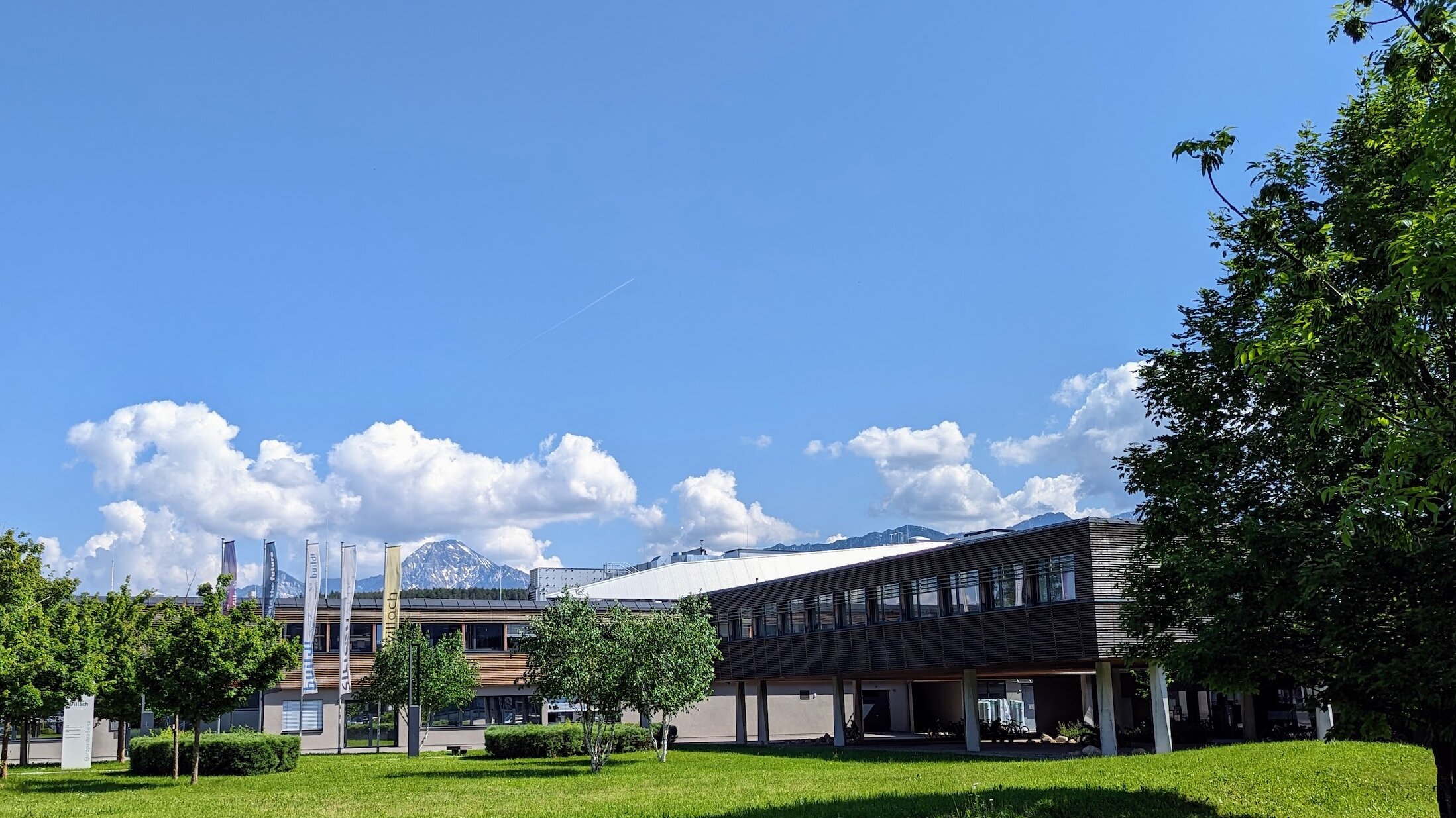 [Translate to Englisch:] Blick auf den Hightech Campus Villach