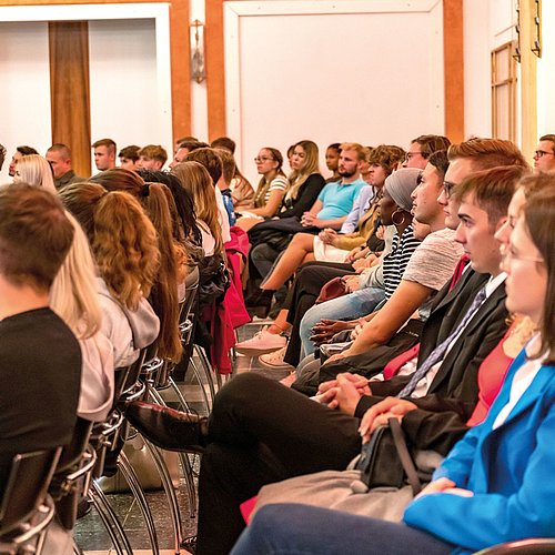 Audience at Villach's youth reception