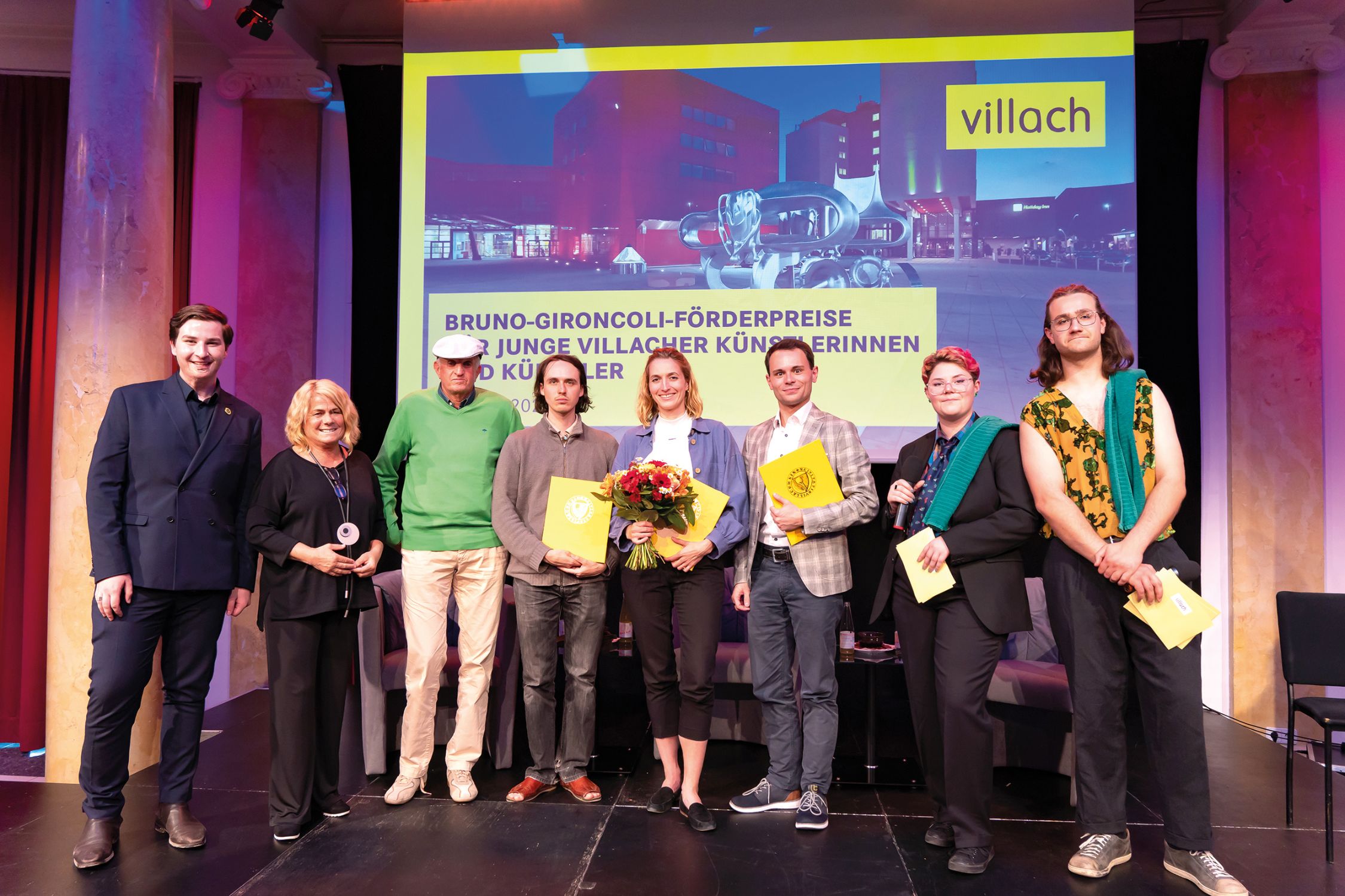 Participants of the Bruno Gironcoli Award on stage