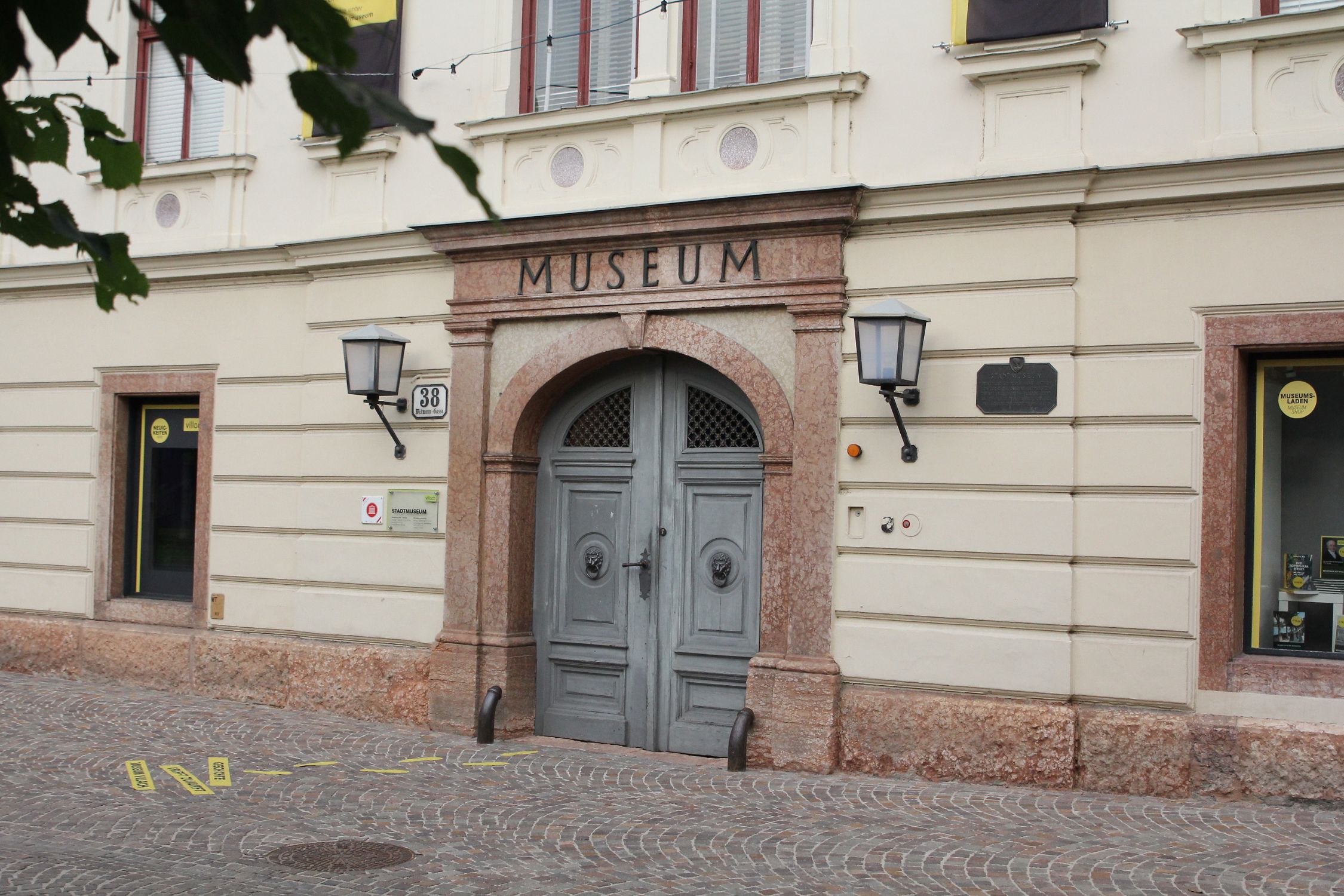 Museum der Stadt Villach Eingang zum Stadtmuseum Villach